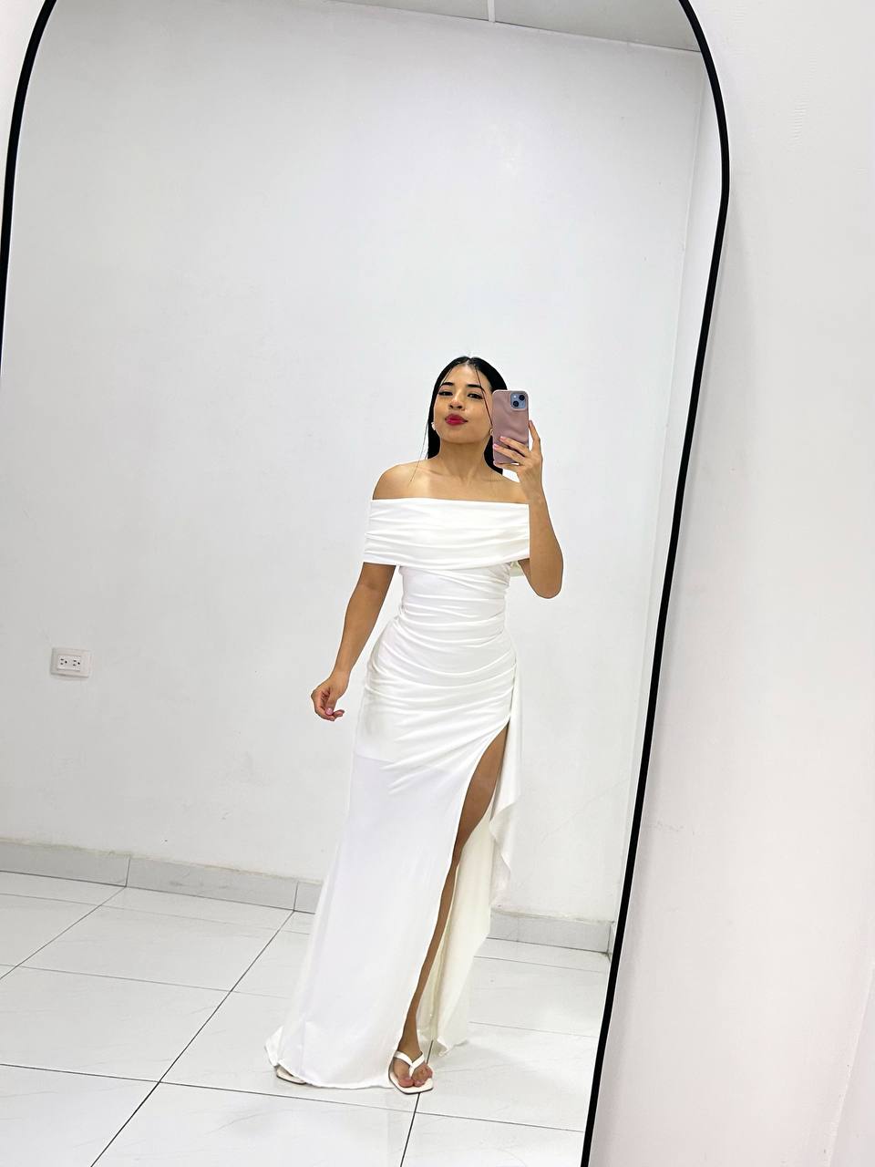 VESTIDO LEITO