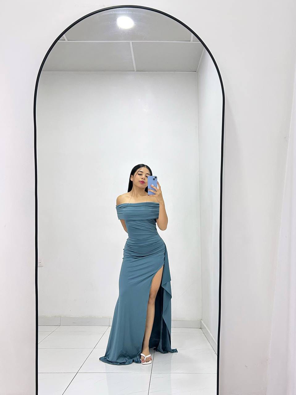 VESTIDO LEITO